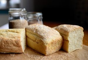 Dlaczego warto jeść proteinowy chleb?